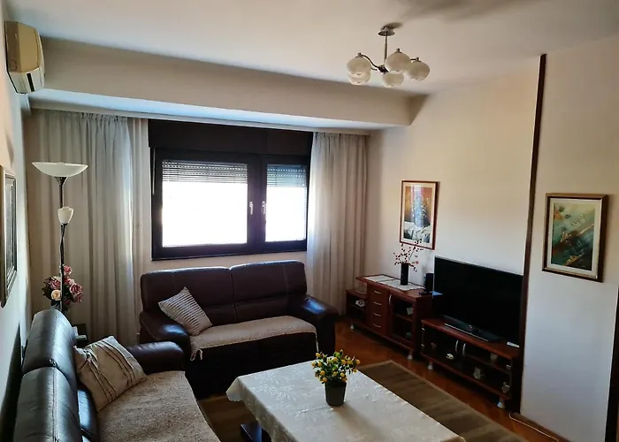 Family Apartment Ivanovic